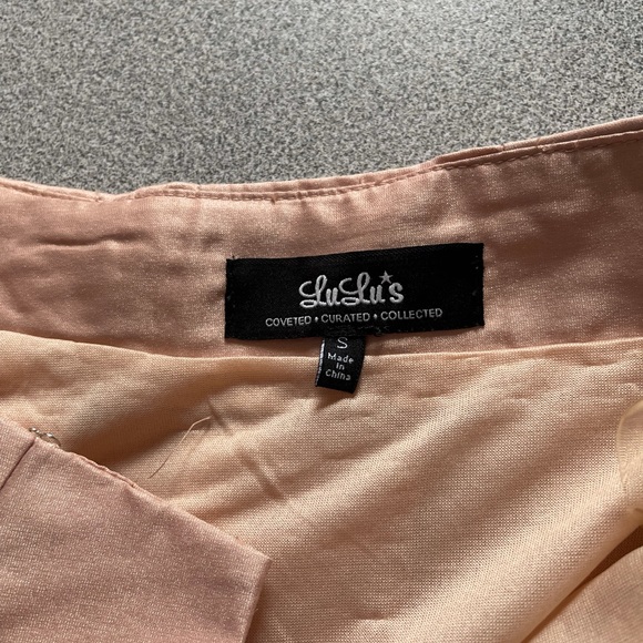 Lulu’s Light Peach Skirt Size Small - Picture 7 of 11